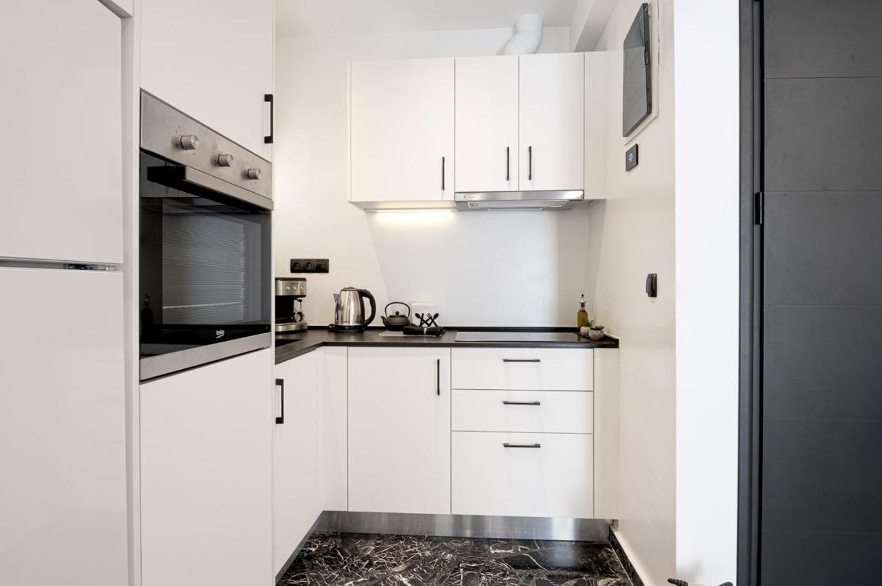 Lux Apt Next To Port & City Center Heraklion  Exterior photo